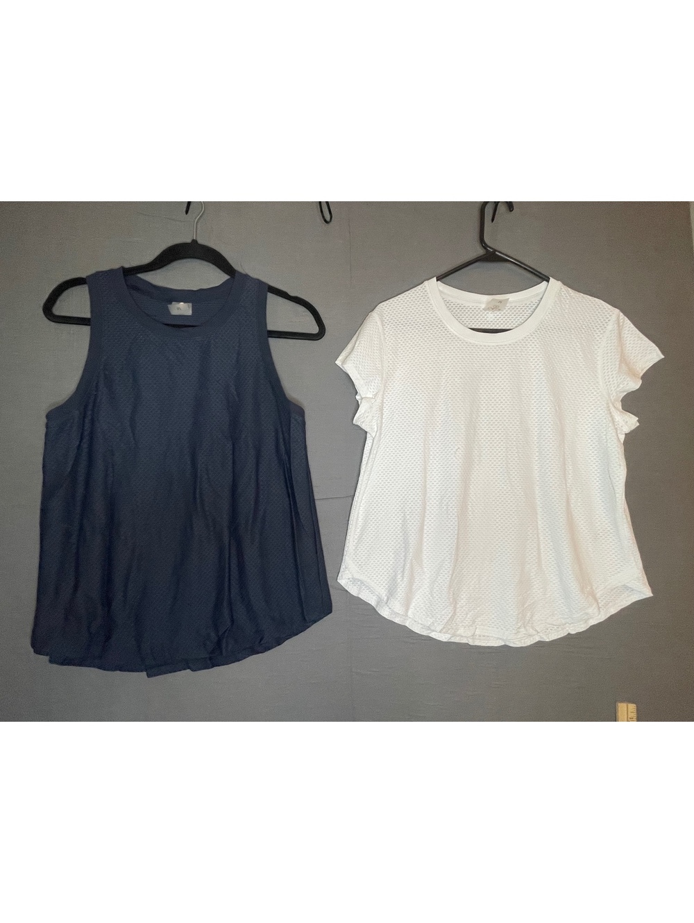 CALIA by Carrie Underwood Mesh Workout Tops Lot of 2 Medium Navy White